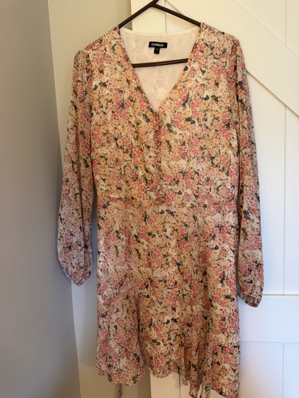 Express Pink Floral V-Neck Long Sleeve Dress - Brand New!